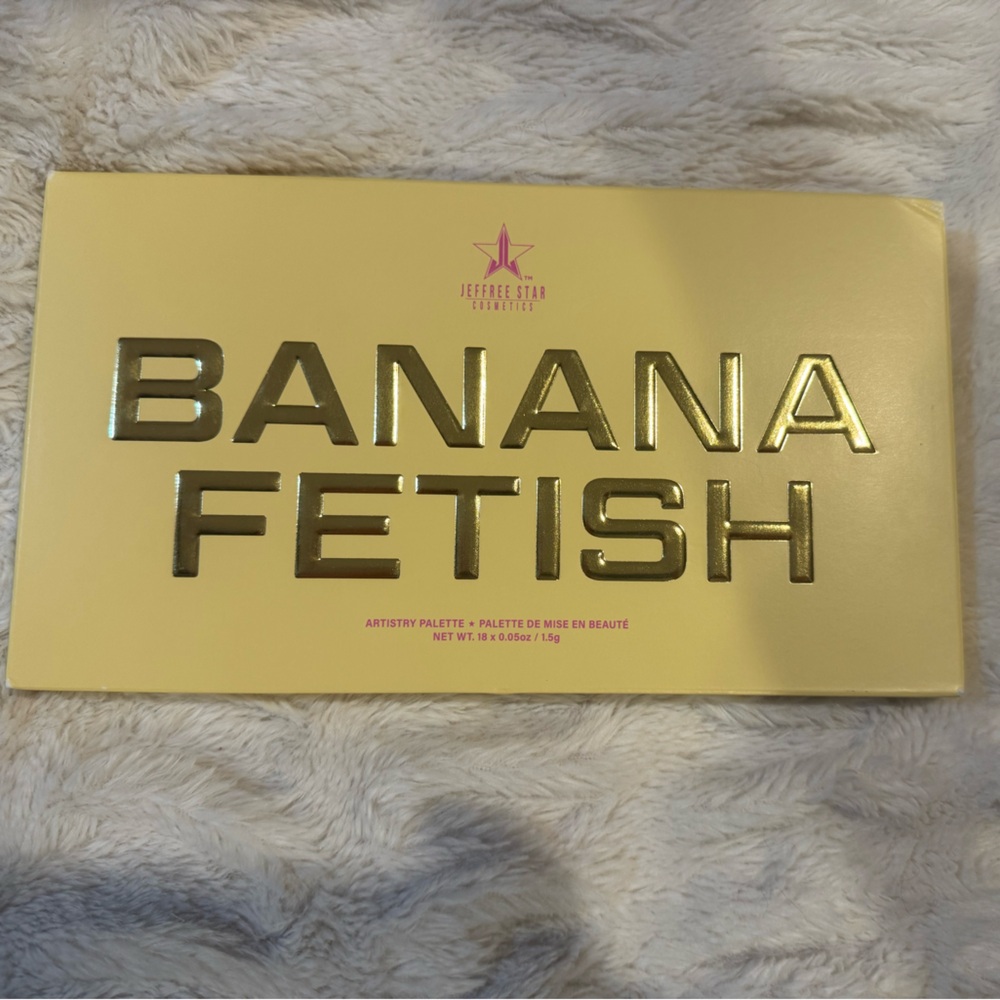 New in box Jeffree Star Cosmetic Banana Fetish eyeshadow pallet